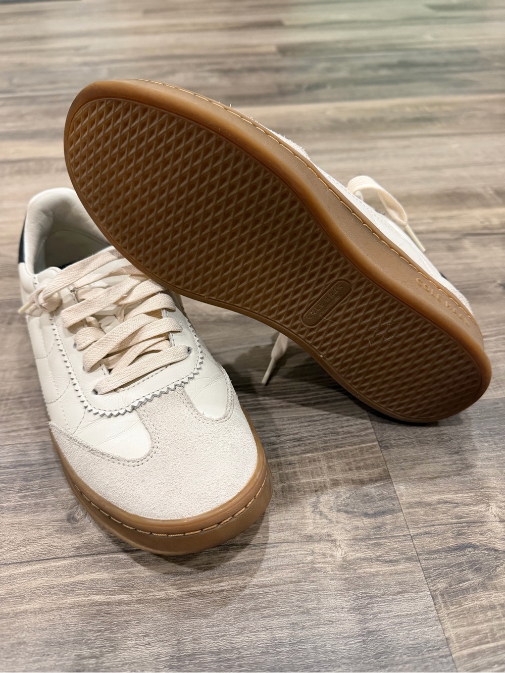 WOMEN'S COLE HAAN GRANDPRØ BREAKAWAY SNEAKER | IVORY / GUM - Picture 4 of 8